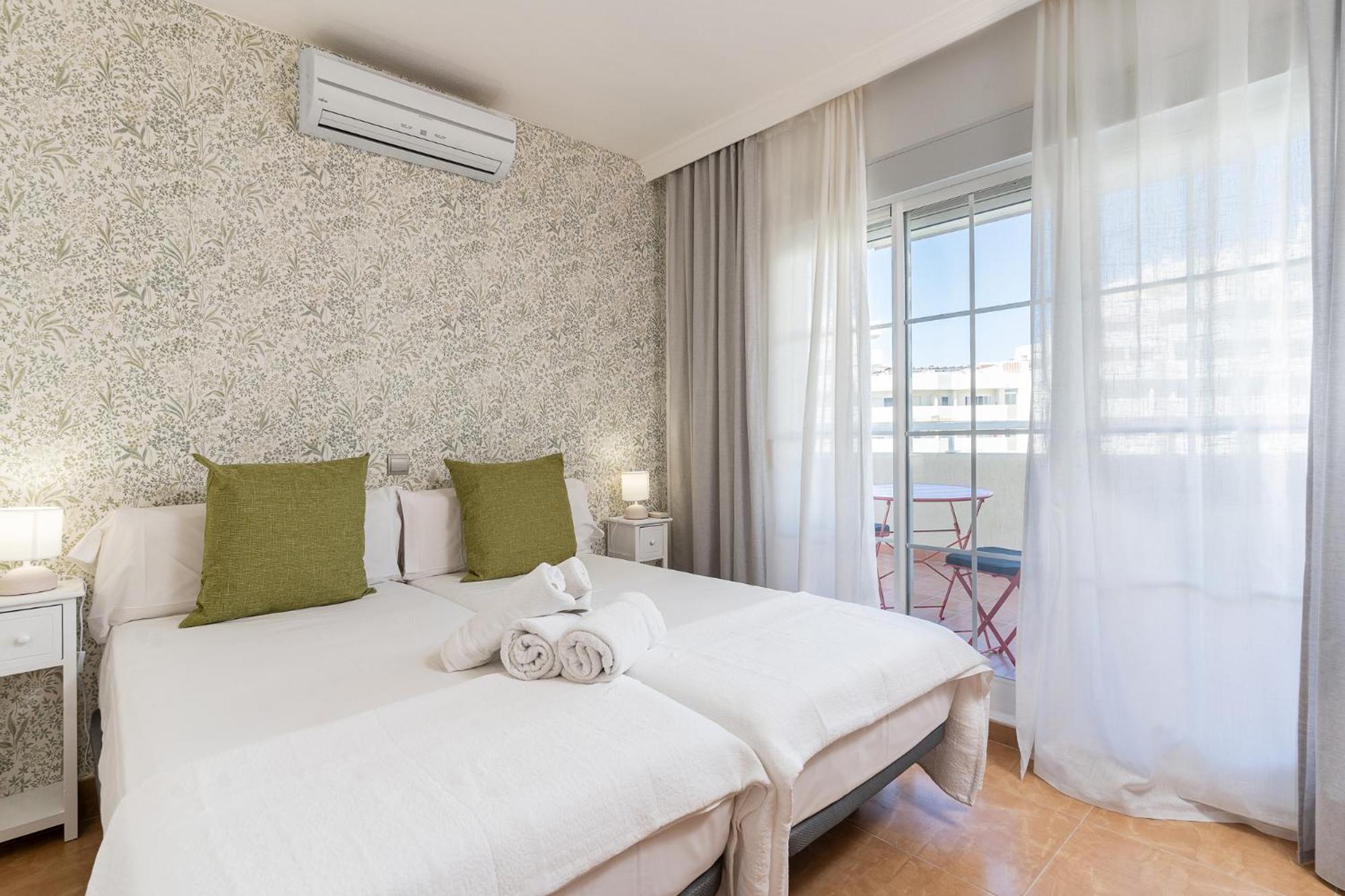 Monko Zanzibar Apartment Беналмадена Екстериор снимка